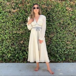 Elegant Cream Long Sleeve Dress